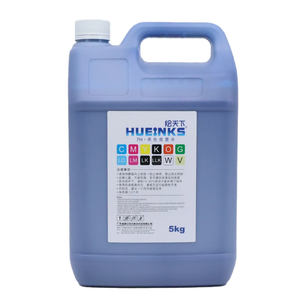 A 5 kg HUEINKS ink bottle in cyan, with the channel range printed on the label