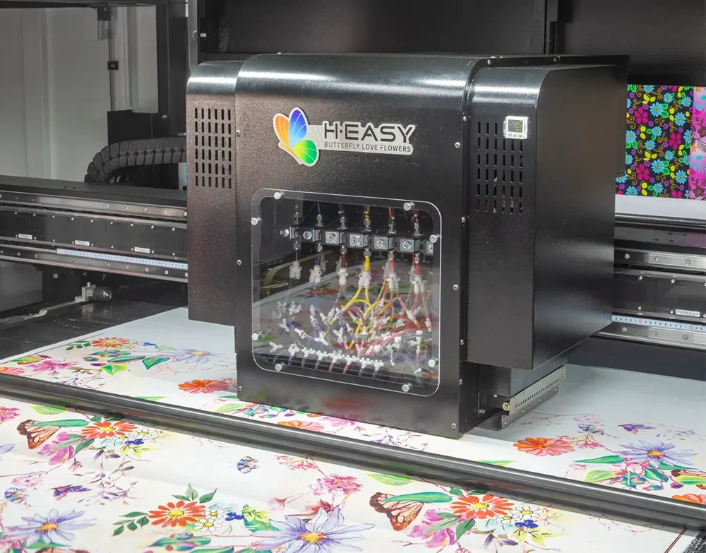 Impressoras R2R HY-Series para impressão direta em tecido, Cabeçotes industriais · tonalidade estável · detalhes nítidos